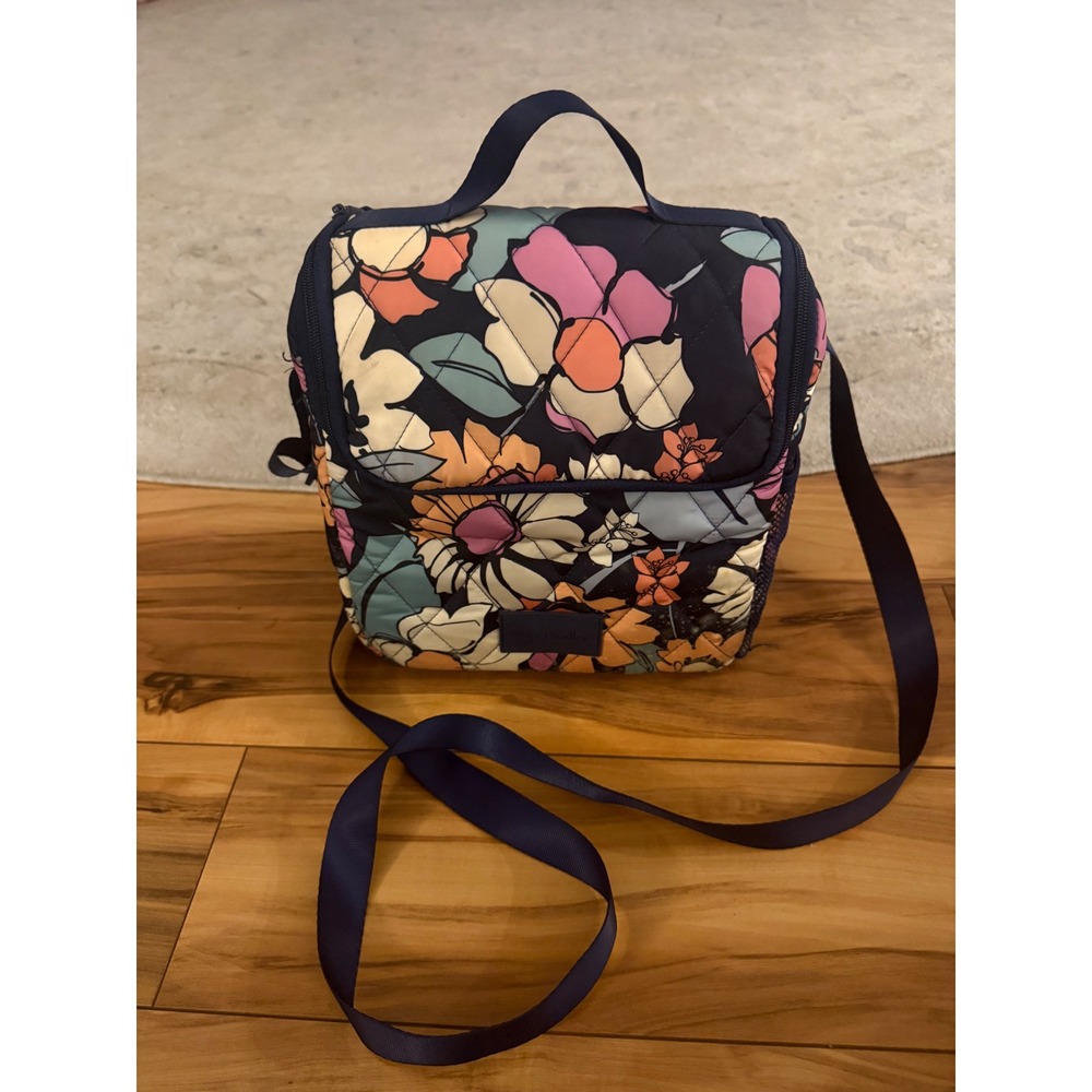 Vera Bradley Quilted Floral Insulated Lunch Bag Navy Blue Crossbody Cooler Bag
